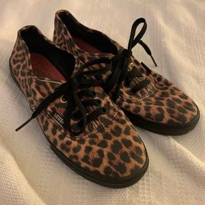 Vans Off the Wall leopard print sneakers